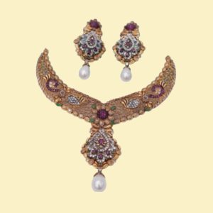 Necklaces 019