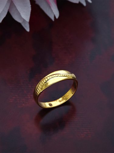 Sleek-Engraved-Band-in-Gold-–-RNCL0487-S358
