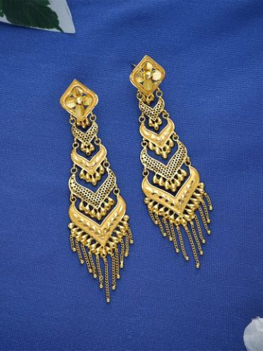earring-9-390x520